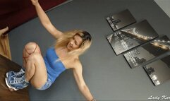 Jeans Sneakers Crushing Little Dick (720HD)