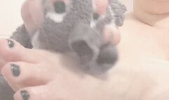 Bathtub Soapy Foot Wash and Sugar Scrub