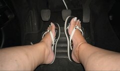 Juliette_RJ Pedal Pumping Driving Barefoot - FOR MOBILE DEVICES USERS - PEDAL PUMPING - JOI - FRENCH TIPS POLISH - BBW LEGS - DIRTY LANGUAGE - REVVIG - CUM COUNTDOWN - PUMP HARD - JOI