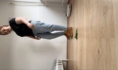 Lizard trampling in my new boots 2