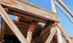 Stuck at the beach AVI (1920*1080) HD