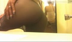 Smoking Redd's FUNKY Longstocking Farts!