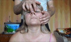 play with her nose Ff