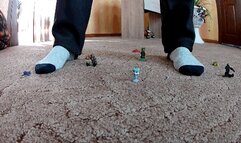 Trampling with giant feet q