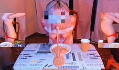 5k calories skinny girl fills her belly until vomit on the table " I HAVE TO PUKE ! "