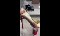 Bunion Queen shopping shoes