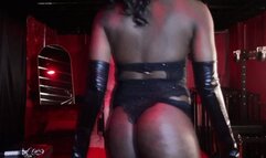 CBT FT MISTRESS SCORPIO'S BOOTS