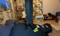 Ebony Stockings & Stilettos