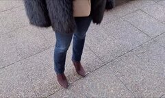 Use your tongue to clean my dirty soles