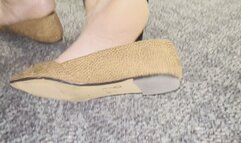 Candid cross ankle and gripping flats!