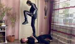 18 yo teen long foot worship and boots trampling