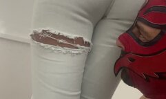 Smelling Francini's fart 6