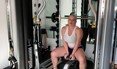 Goddess Anat Teases The Wimpy Gym Perv mobile