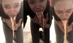 EMETOPHILIA GAGGING AND MOANING WHILE I EMPTY MY BELLY