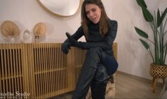 Les femmes puissantes portent du CUIR