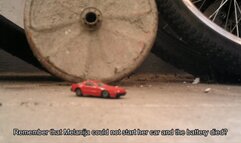 Melanija crushes the little car as revenge