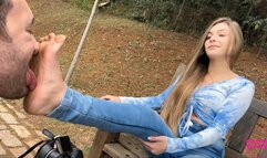 Lick the dirt off my soles !! My foot is dirty ! (PART 1)