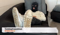 Tickling un Italiano vero (Full HD)