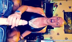 Sandra Jayde 24-09-22 A test video to see if you like it I jerk off and I give a blowjob in POV like the horny slut that I am