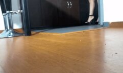 MP4 RESOLUTION Oh no! my new stepmom is a giantess