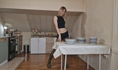 Alanna doesnt have enough dishes to break