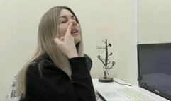 Just picking your nose WMV FULL HD 1080p