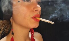 An up close and personal Cork Filtered 100mm Ciggy, Dangles all round ;) Muaa xx