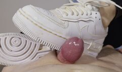 Shoejob with VERY OILY Nike AF1, cumshot on shoes