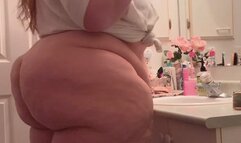 Bouncing My Big Massive Ass