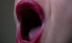 yawning brunette avi