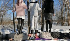 Winter trampling in Moscow park (special video)