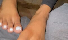 all whiteToes reversed big cumshot hands