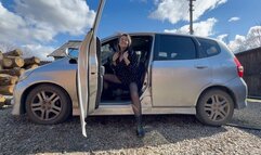 bouncing a silver car mov