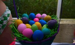 Easter Messy Foot Smash