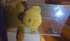 Underglass butt crush