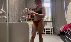 Emma's Bikini Dance