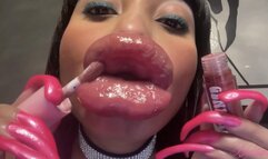 RubyDollLipz's 7-11-23 Growing XXL Doll Lips