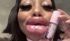 RubyDollLipz's 1-18-22 Growing XL Doll Lips