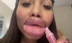 RubyDollLipz's 11-16-21 Growing XL Doll Lips