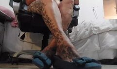 Blue Bow jean flats Shoeplay foot tapping Heel popping