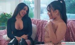 Tgirl photographer Eva Maxim fucks model