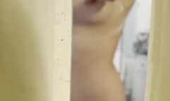 Spy on Orthodox Jewish Milf Shaving her Hairy Armpits