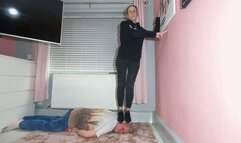 30 Minute Head Trample Challenge In Nike Sneakers (4K)