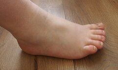 #5 Loser will buy it! - Gold glitter polish (no talk)