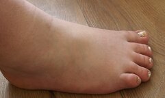 #11 Loser will buy it! - Gold glitter polish (no talk)