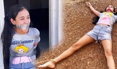 Bored 18-Year-Old Wants Sexy Handyman Bondage (FULL VERSION)