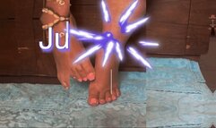 Juliette_RJ on a Seductive Oily Feet JOI Teasing Clip III - FOR MOBILE USERS - OILY FEET - FEET TEASING - FOO FETISH - FEET MASSAGE - SEDUCTION - JOI - OILY FEET JOI - CUM COUNTDOWN