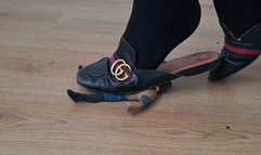 Stretch man Crush and Walkover in Gucci Flats