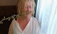 Your sneezing turns me on so much WMV