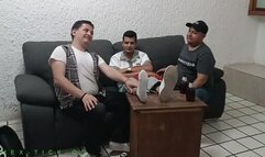 COSQUILLAS A ORLANDO EN UNIFORME